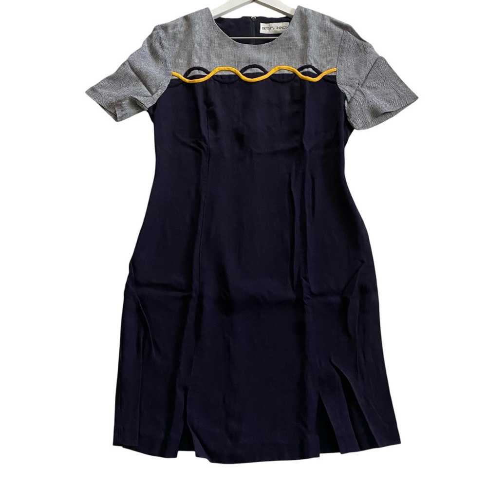 Vintage Betsy’s Things Embroidered Sheath Dress Women’s Size Medium